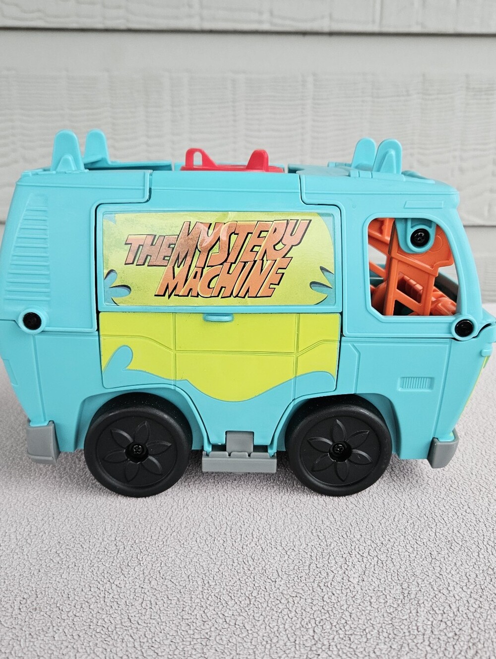 Fisher Price Imaginext 2018 Scooby-Doo Transforming Mystery Machine Fred - Picture 2 of 10
